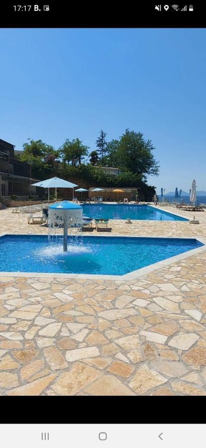 Villa Amos At Aquamarine Residence Vlore Bagian luar foto
