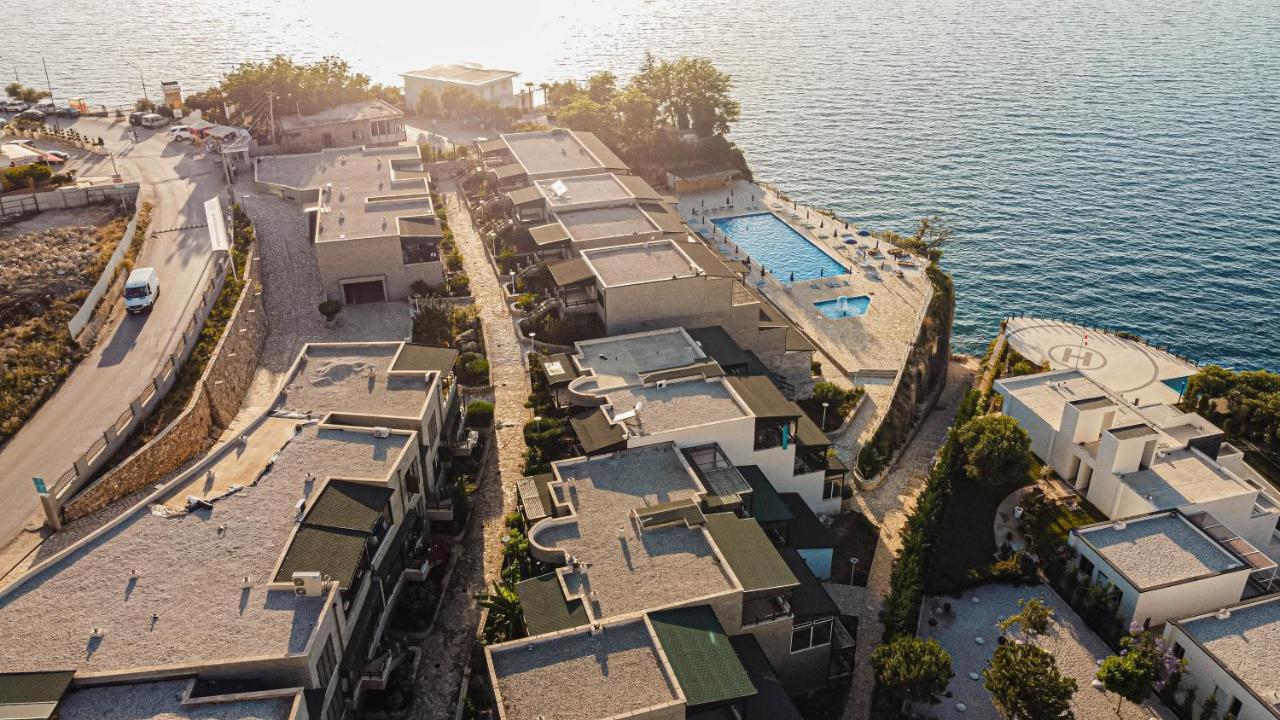 Villa Amos At Aquamarine Residence Vlore Bagian luar foto