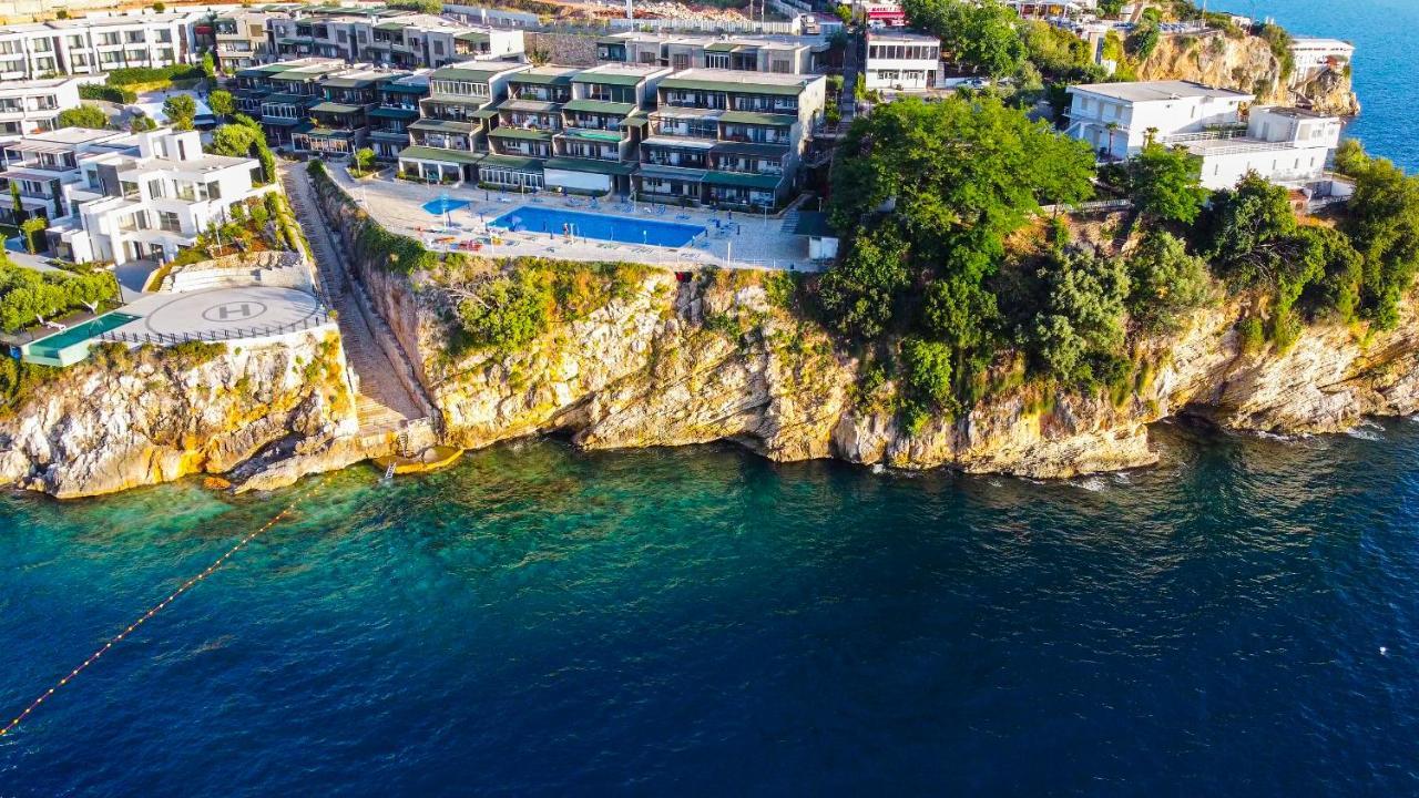 Villa Amos At Aquamarine Residence Vlore Bagian luar foto