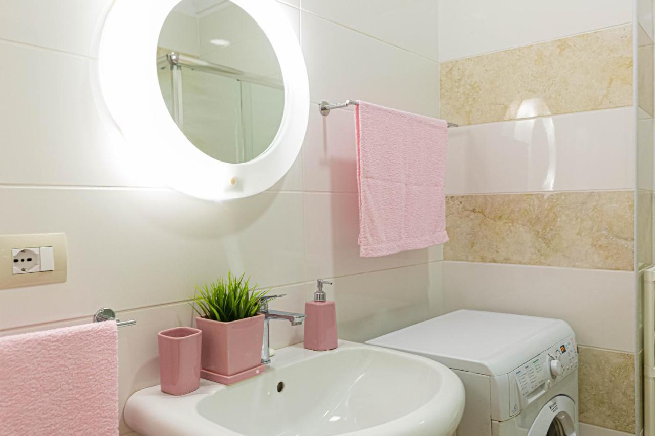 Villa Amos At Aquamarine Residence Vlore Bagian luar foto